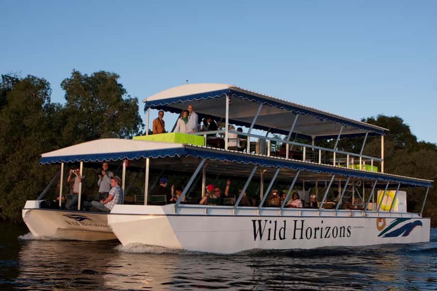 Zimbabwe: Sundowner Cruise (Standard) Zambezi River - Boarding the river for the 16:00 or 16:30 departure